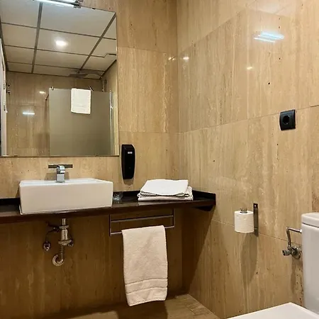 Az San Valero Hotel Zaragoza