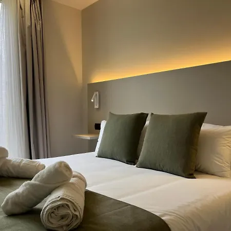 Vtz San Valero מלון