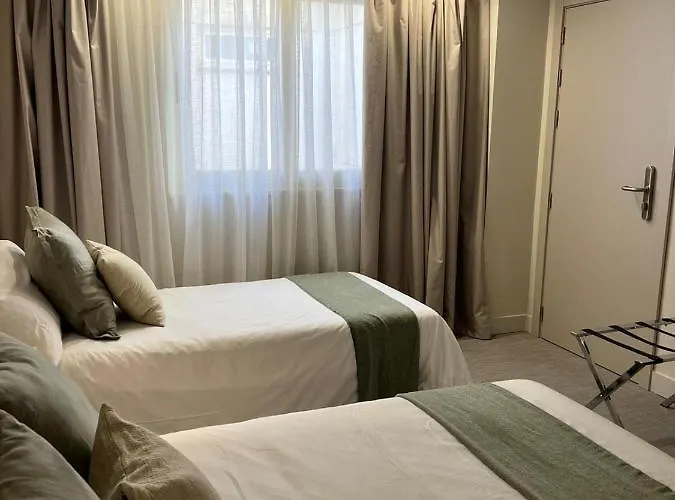 Vtz San Valero فندق 2*