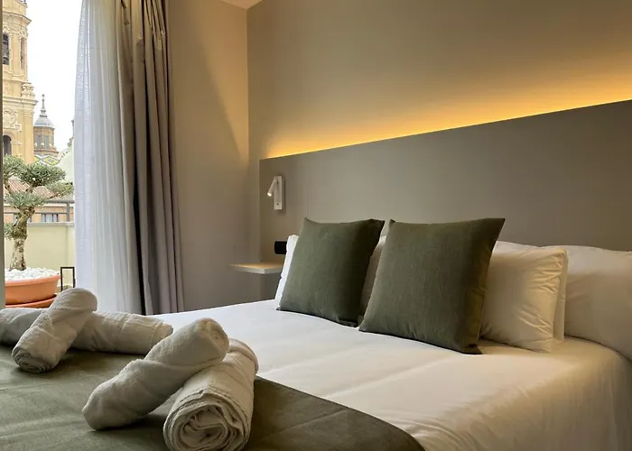 Vtz San Valero فندق