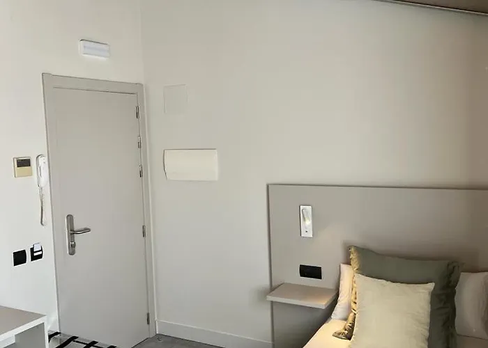 فندق Vtz San Valero 2*